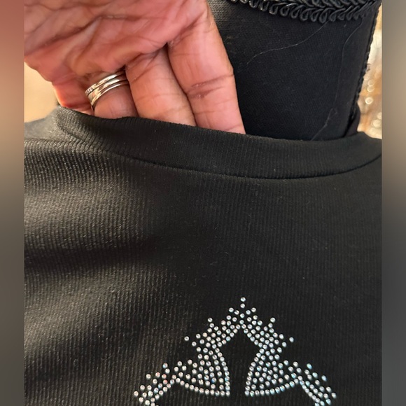 EUC Black Ribbed Long Sleeve Cross Graphic Tee - Picture 4 of 5